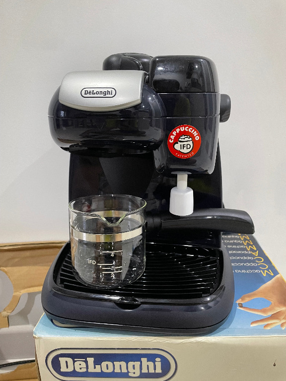 Delonghi EC9 Steam Coffee maker, TV & Home Appliances, Kitchen