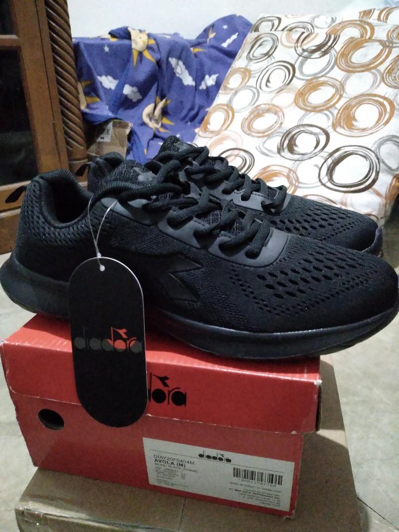 Diadora running hitam clearance