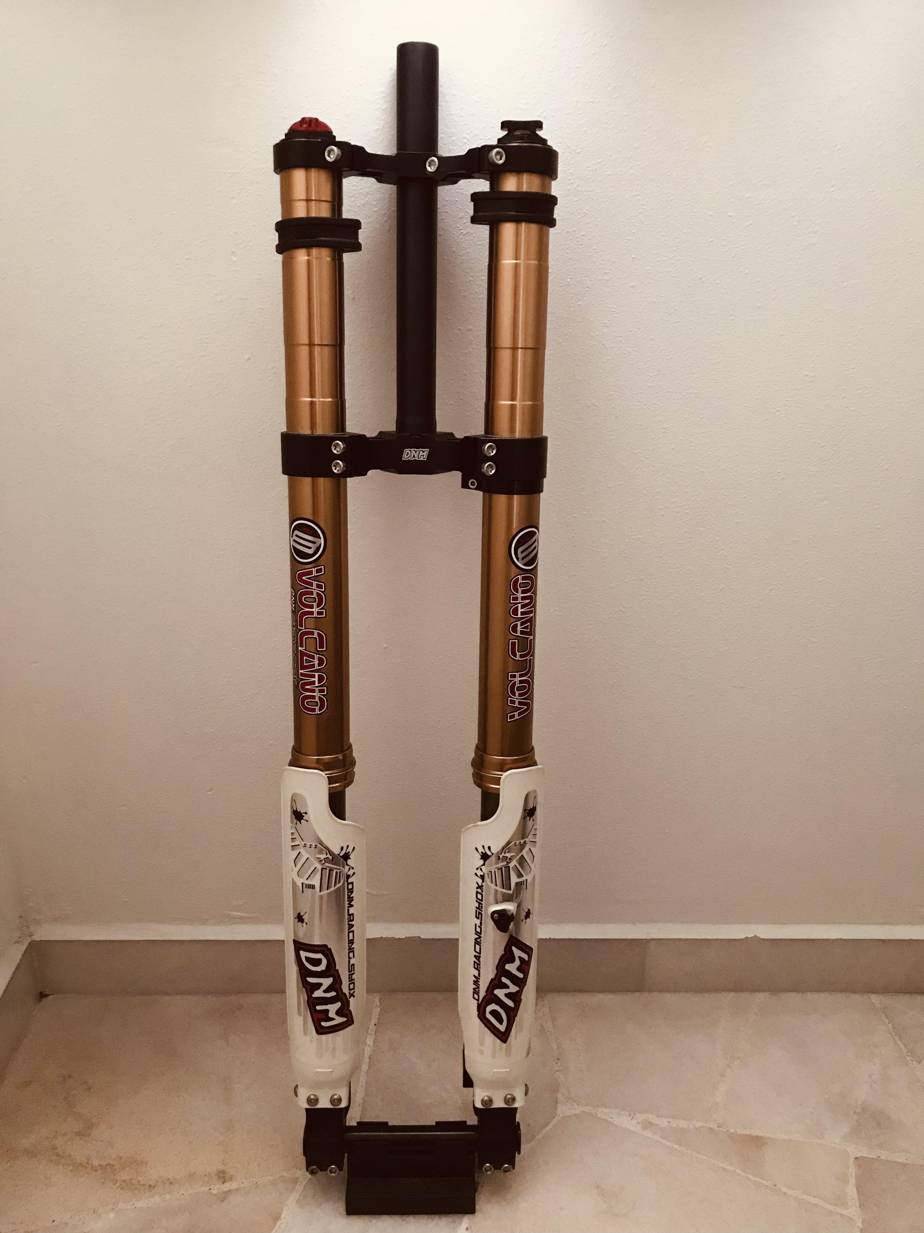 DNM USD8 Downhill Fork 203mm Sports Equipment Bicycles Parts