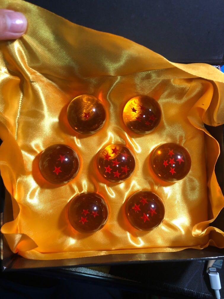 Dragon Balls (Category: Everything Else) located in Singapore. Submitted by kaev20 (Listing ID 1145708015, Image 3). Description: These are Dragons balls and in the manga/show, if you collect al 7 ,Shenlong,the dragon will grant u any wish..