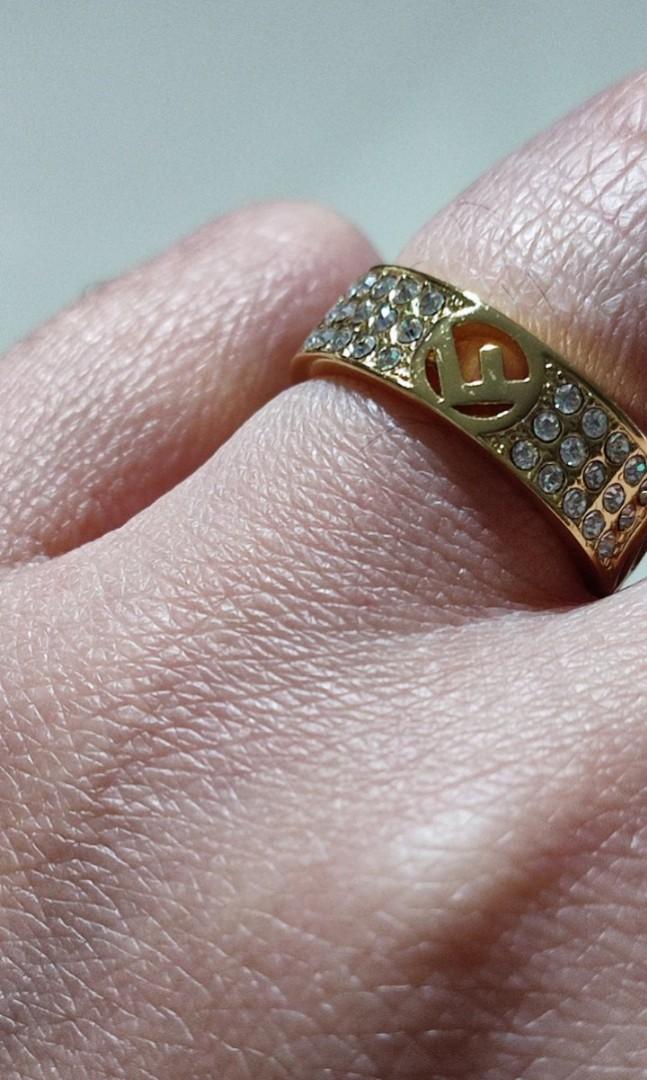 Fendi crystal ring Clearance