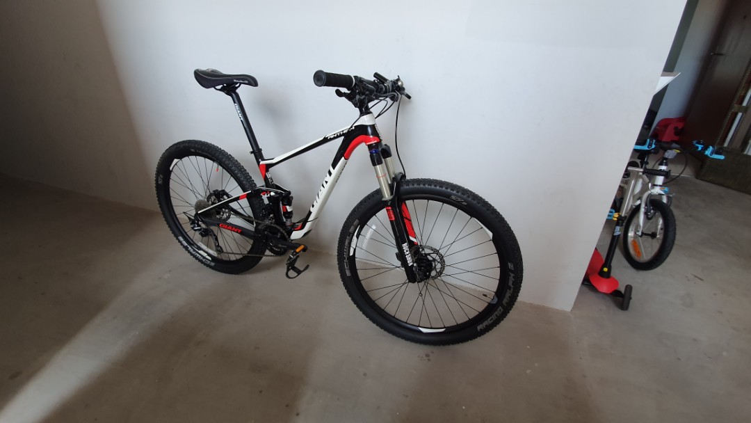 Giant MTB Full sup, Sports Equipment 