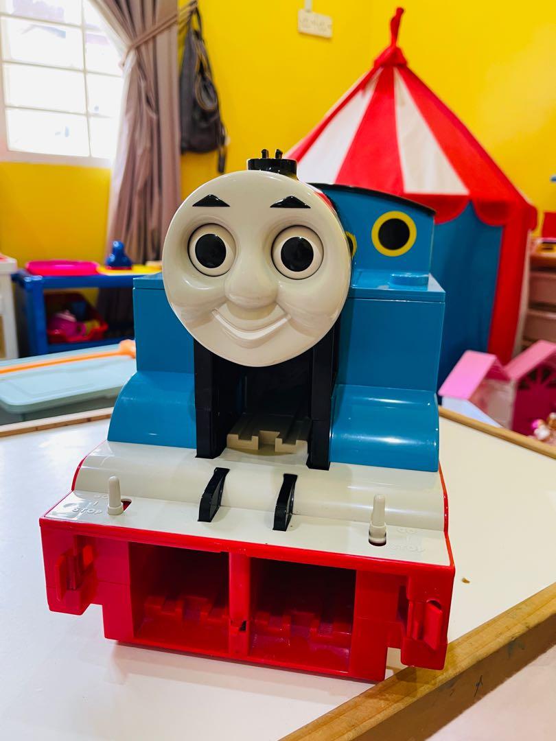 Giant tomy top thomas