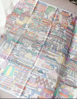 香港VIP慈善限量版甜品台絲巾全新Hermes愛馬仕scarf 9064200166303875110