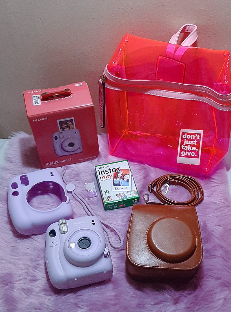 Instax Mini 11 Camera Lilac Purple Set with accessories and bag