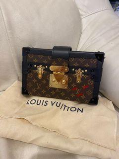 Louis Vuitton bag
