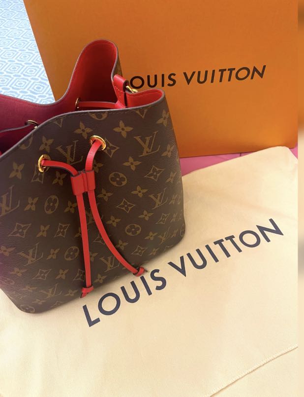 Louis Vuitton, Bags, Louis Vuitton Neo Noe Bucket Bag Monogram Lv Escale  Blue White Watercolor M4526