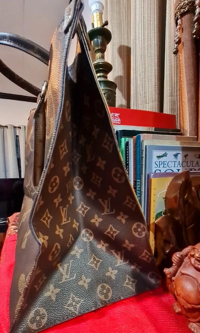 Louis Vuitton Onthego GM Reverse Monogram Canvas Tote Shoulder Bag Brown