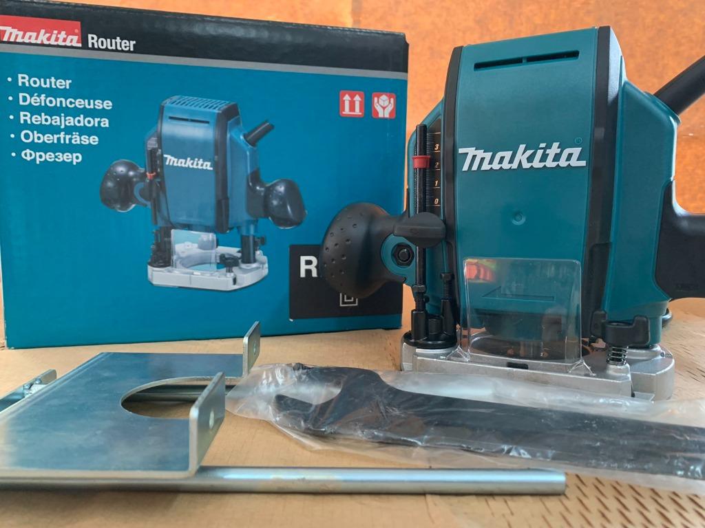 Makita RP0900 Router Plunge Type Collet Capacity 1 4