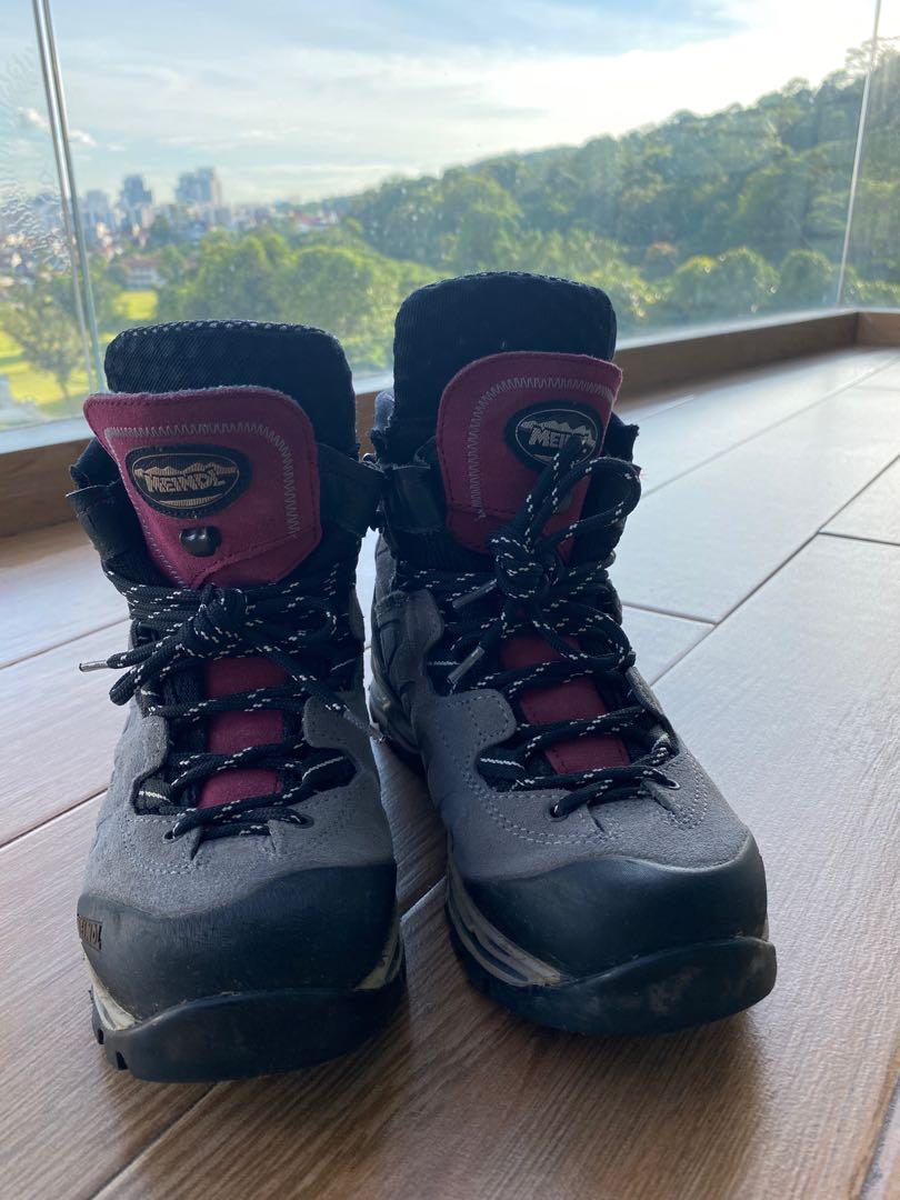German walking shop boots