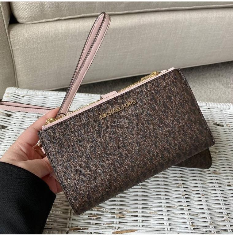 Michael Kors Jetset Wristlet Double Zip Brown Pink Women s