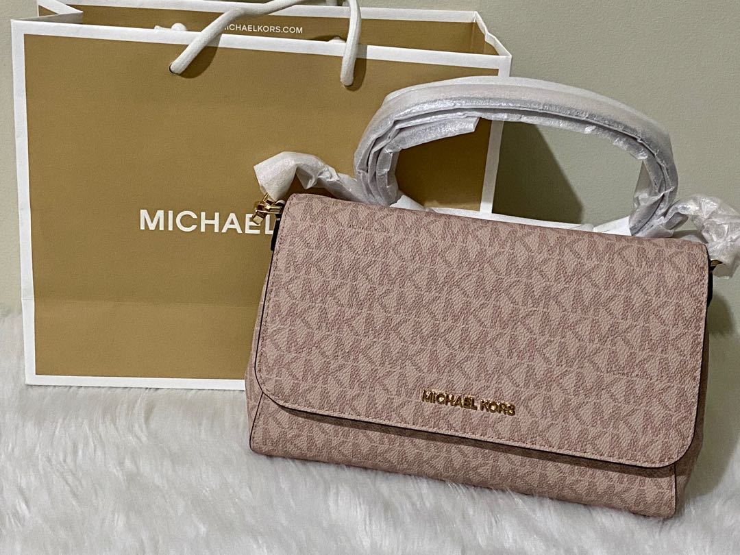 Michael Kors Medium Logo Convertible Crossbody Bag, Luxury, Bags & Wallets  on Carousell