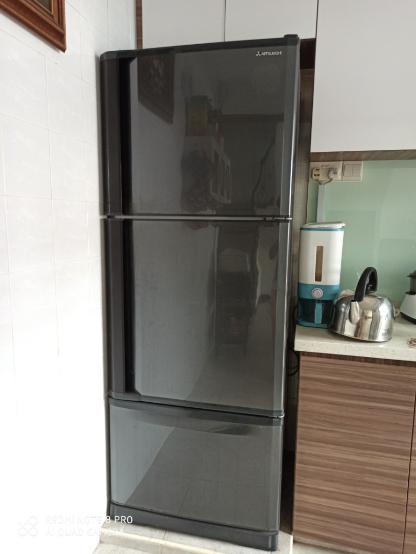 Mitsubishi 3 doors fridge, TV & Home Appliances, Kitchen Appliances