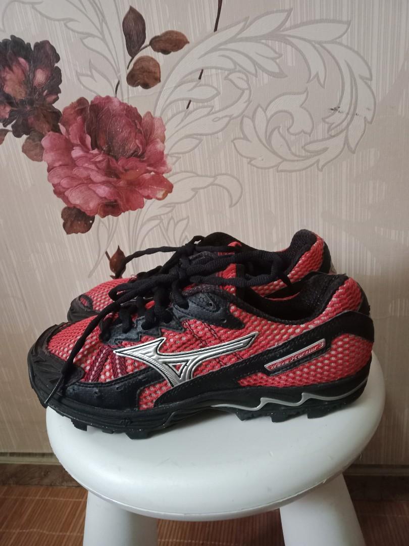 Mizuno harrier sales