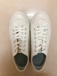 （分類：）位於 。 由 bae_buy 提交（商品編號 1145642957，圖片 1）。簡介： 。
