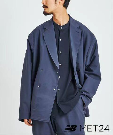 全新日本NEW BALANCE MET24 機能外套, 男裝, 外套及戶外衣服- Carousell
