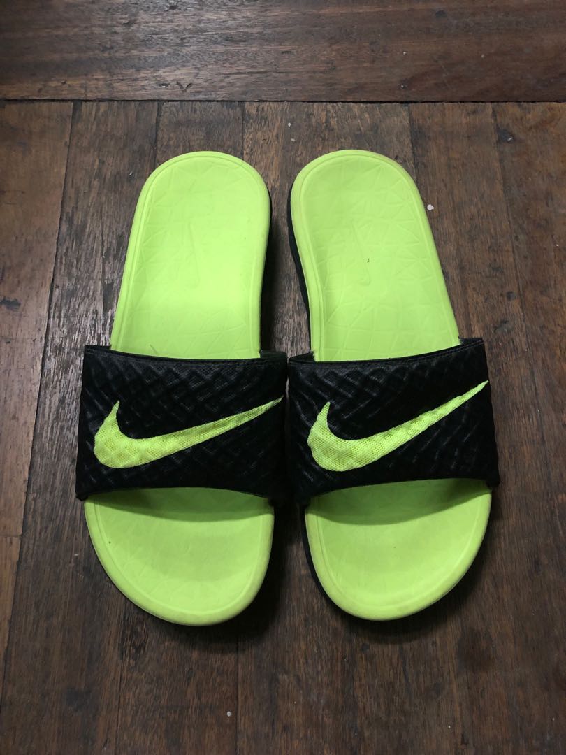Nike Benassi Solarsoft Slide 2 cm), Men's Fashion, Footwear, Slippers & Slides on Carousell