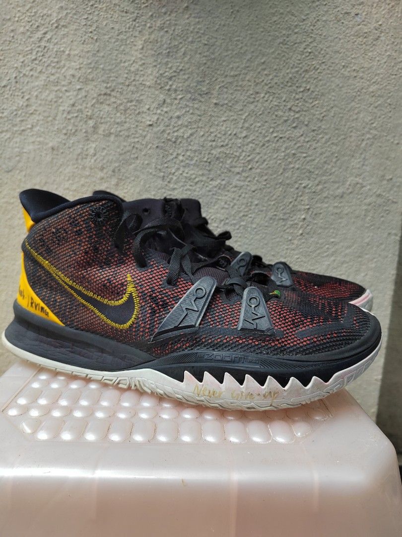 Nike kyrie 7 roswell rayguns Uk9. 5 