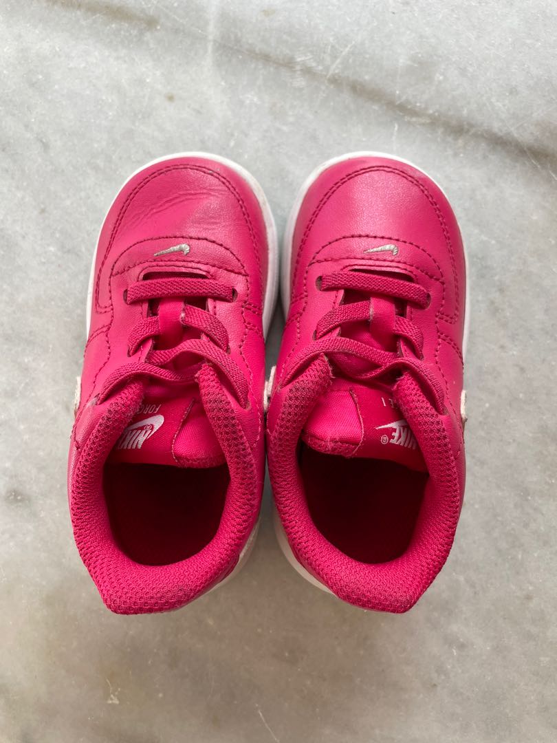 Kids nike pink clearance