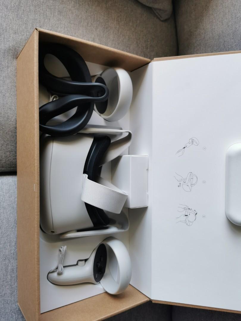 Oculus Quest 2, Mobile Phones & Gadgets, Mobile & Gadget Accessories