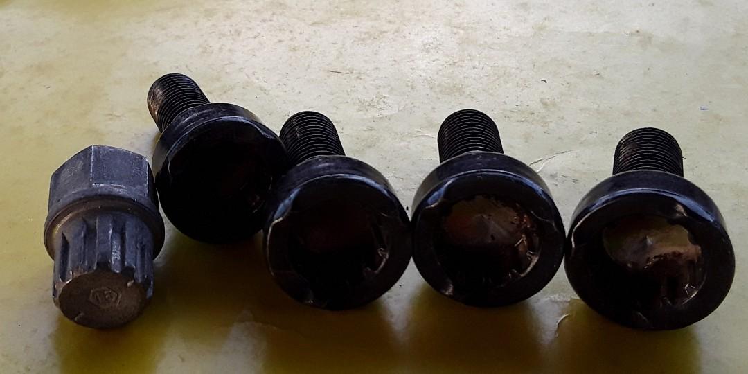 Original BMW Wheel Nut Bolt (set), Car Parts & Accessories, Mags and