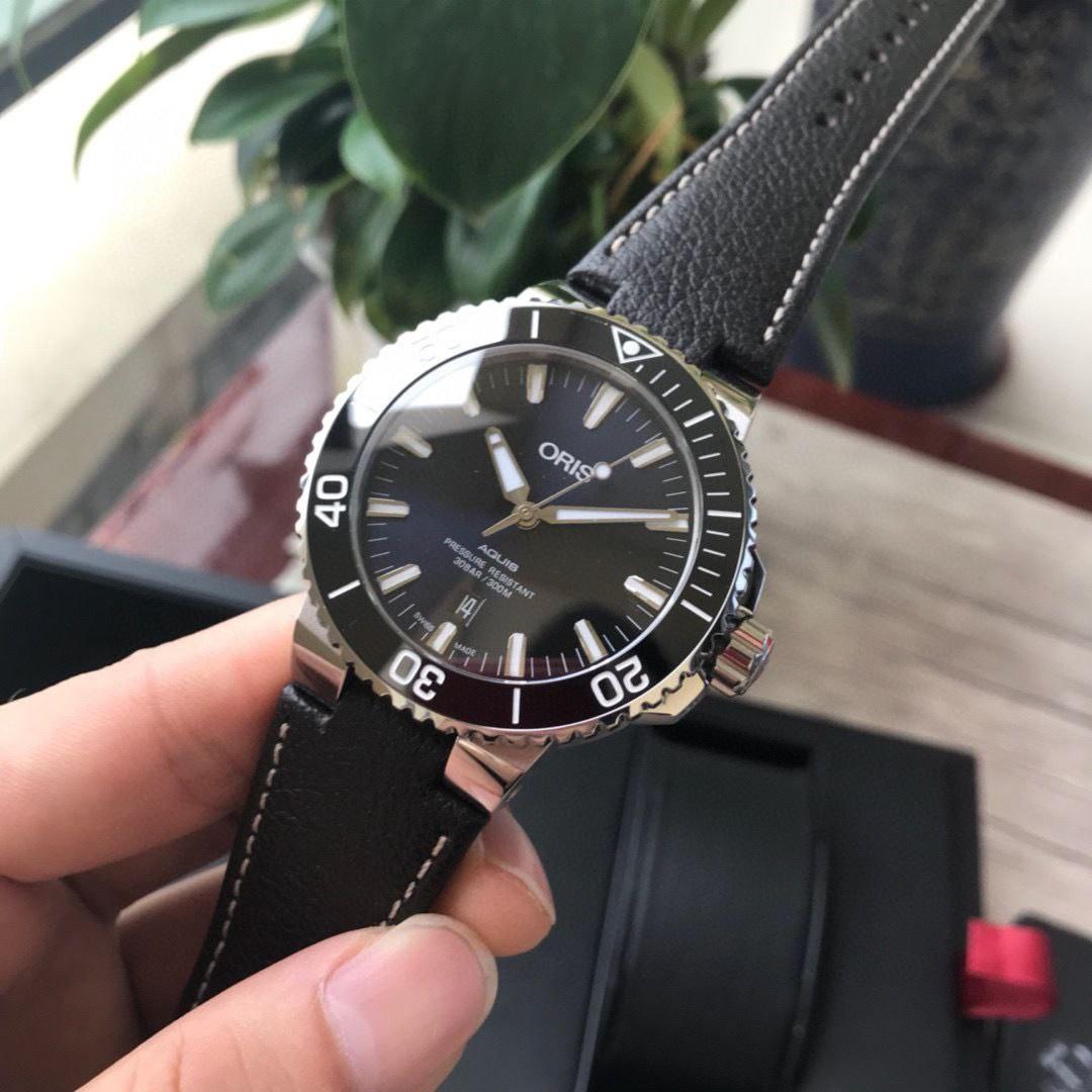 Oris aquis sales date leather strap