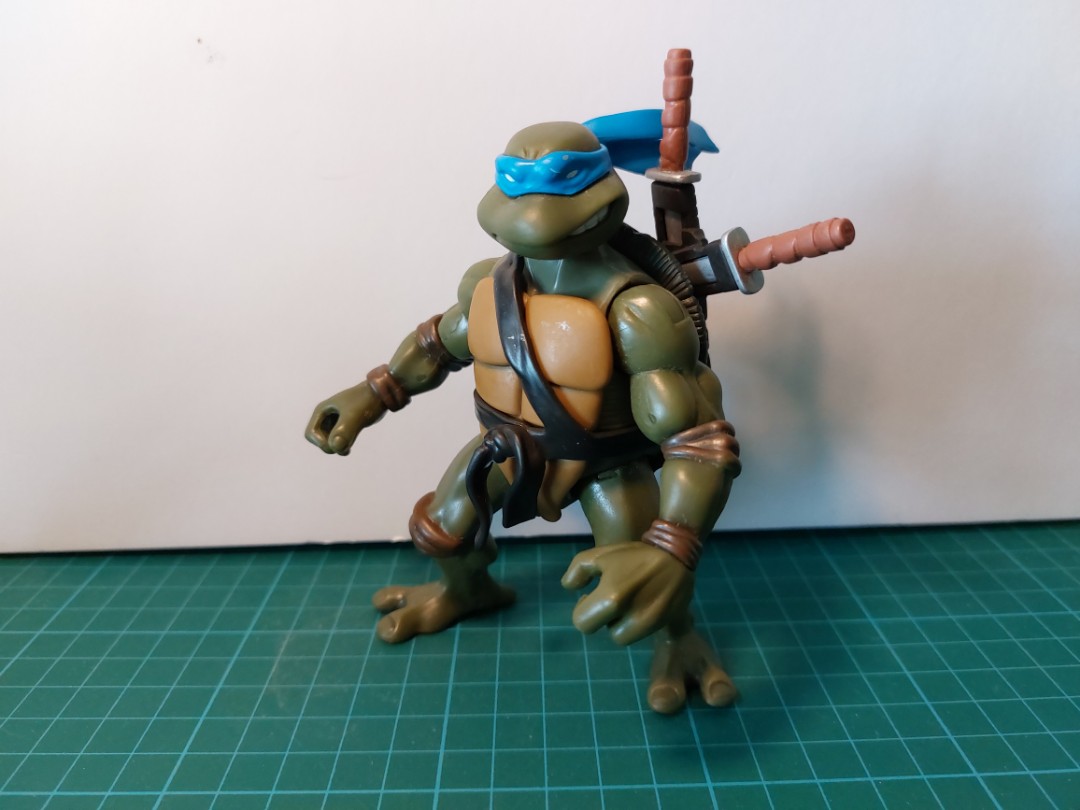 Scootin' Leo Teenage Mutant Ninja Turtles TMNT 2003 Playmates MOSC