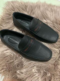 Sepatu formal hush puppies (new 