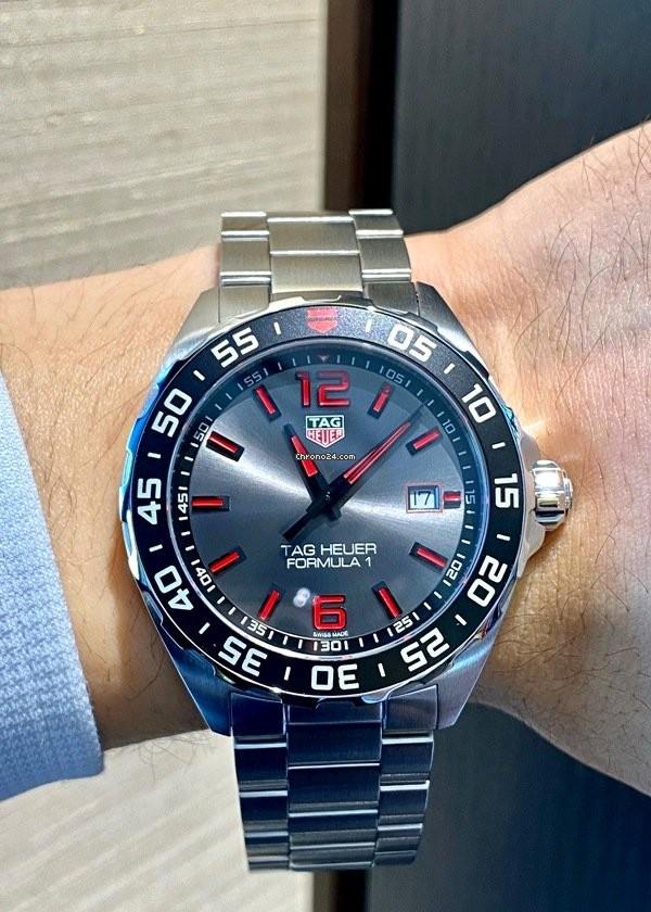 Tag Heuer F1 Grey Red Edition Quartz