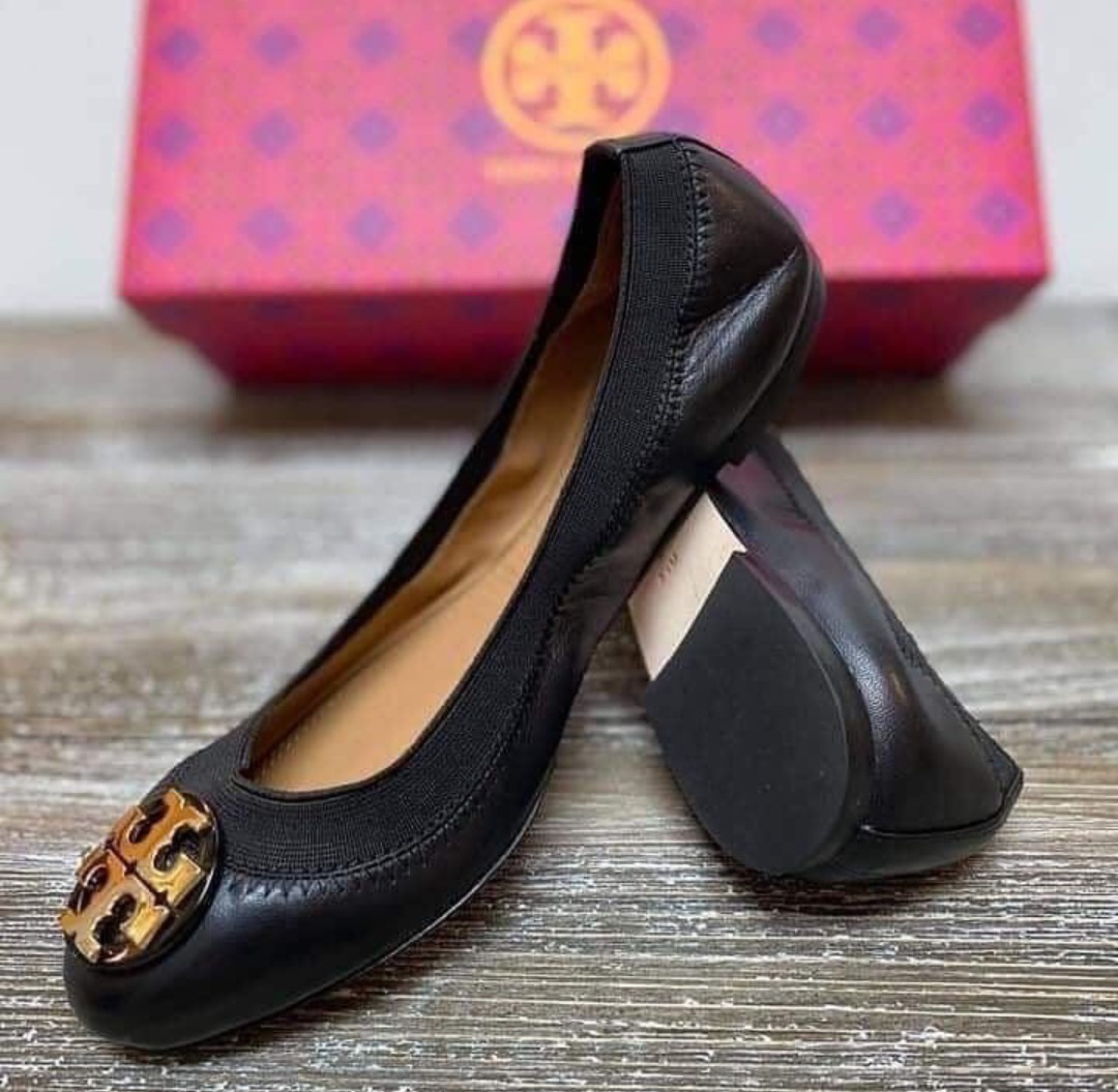 Tory Burch Claire Elastic, Women's Fashion, Footwear, Flats & Sandals on  Carousell