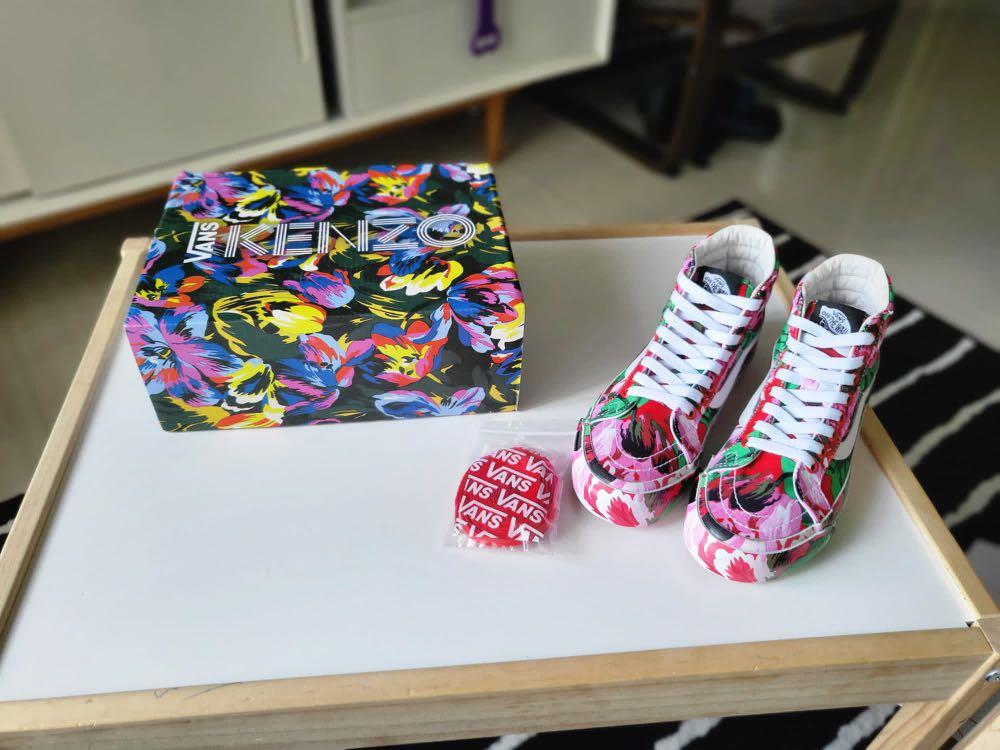Red deals floral vans