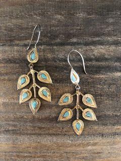 Vintage earring with Turquoise inlay