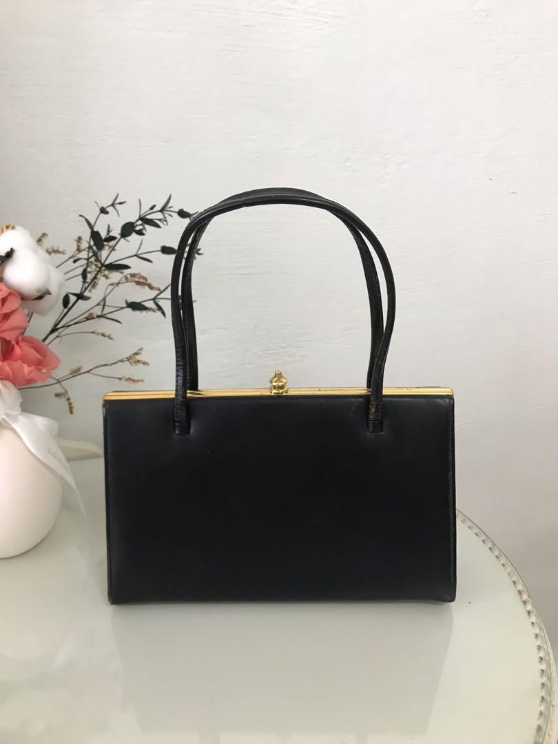 Vintage handbag leather 60s Luxury Bags Wallets on Carousell