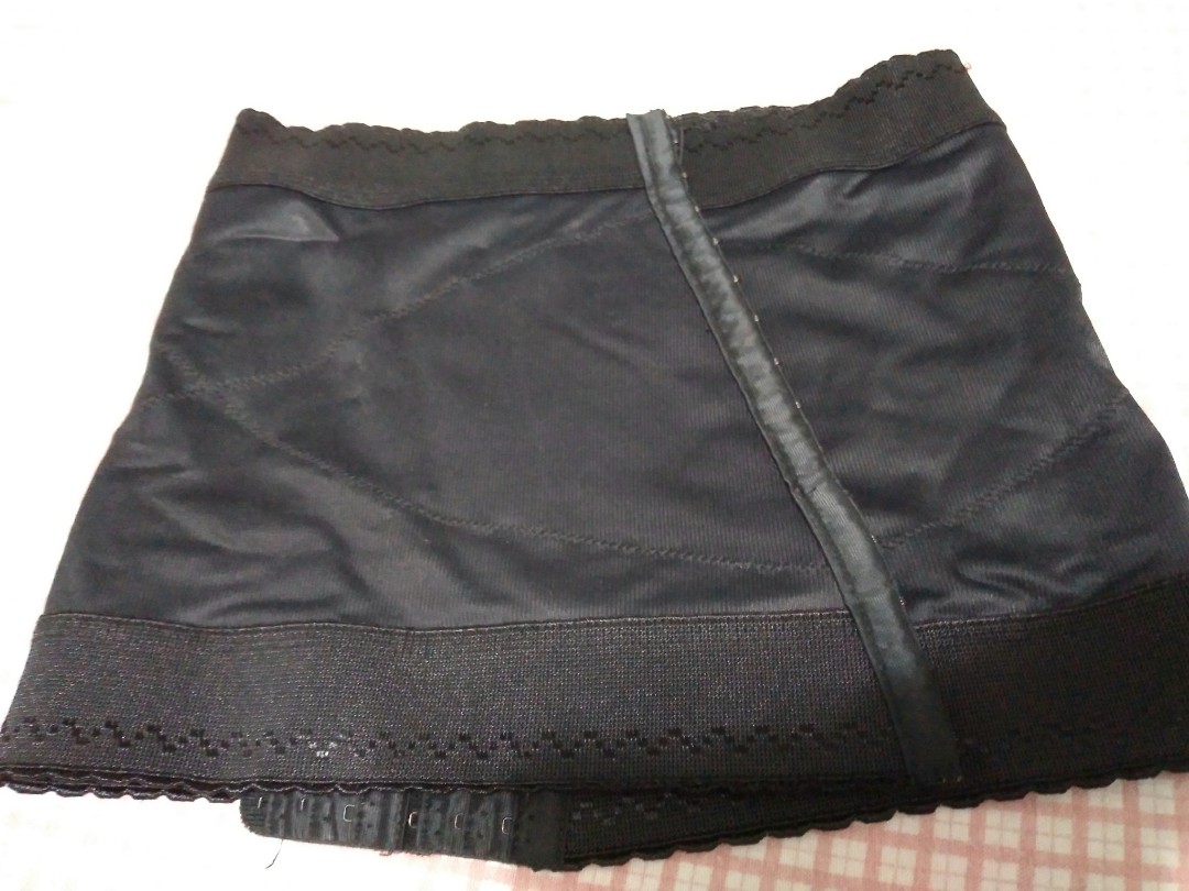 Wink Binder, Women's Fashion, Maternity wear on Carousell