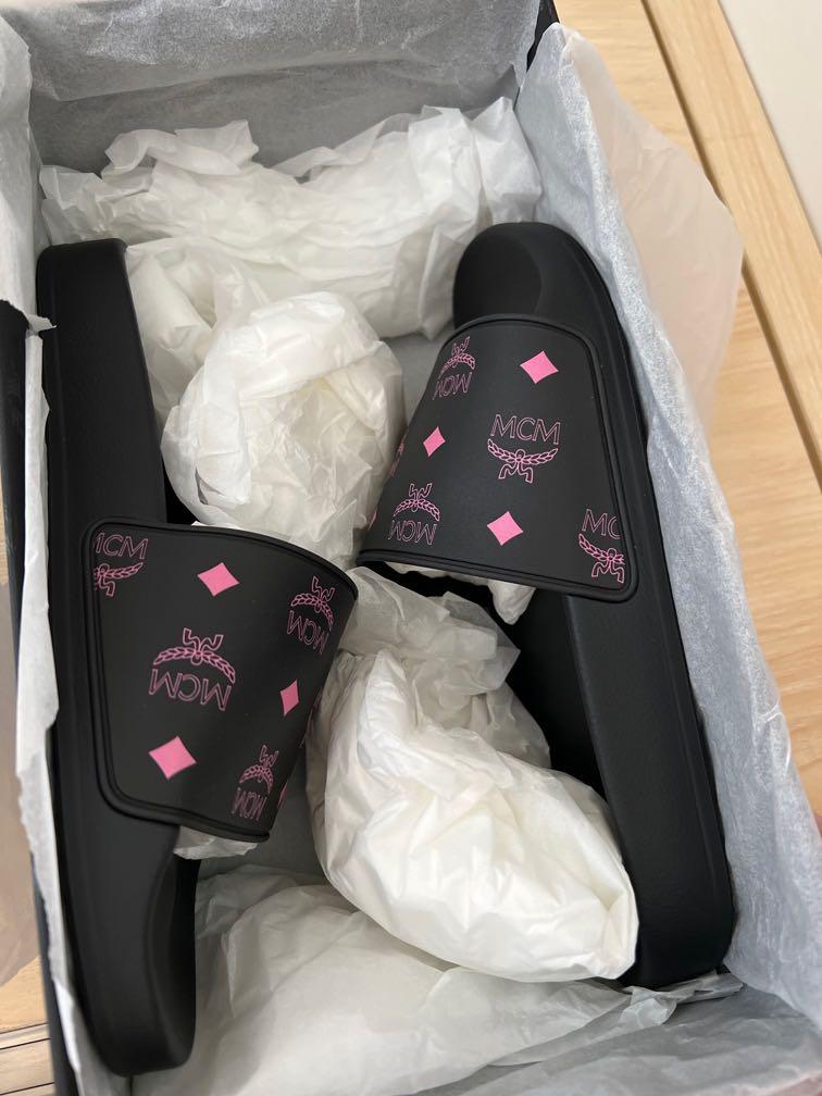 Women's monogram hotsell print rubber slides
