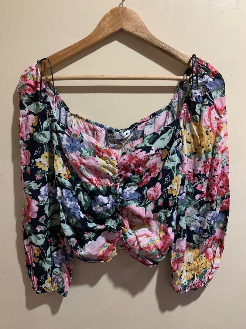 Zara Floral Puff Sleeve Top, Women's Fashion, Tops, Blouses on Carousell