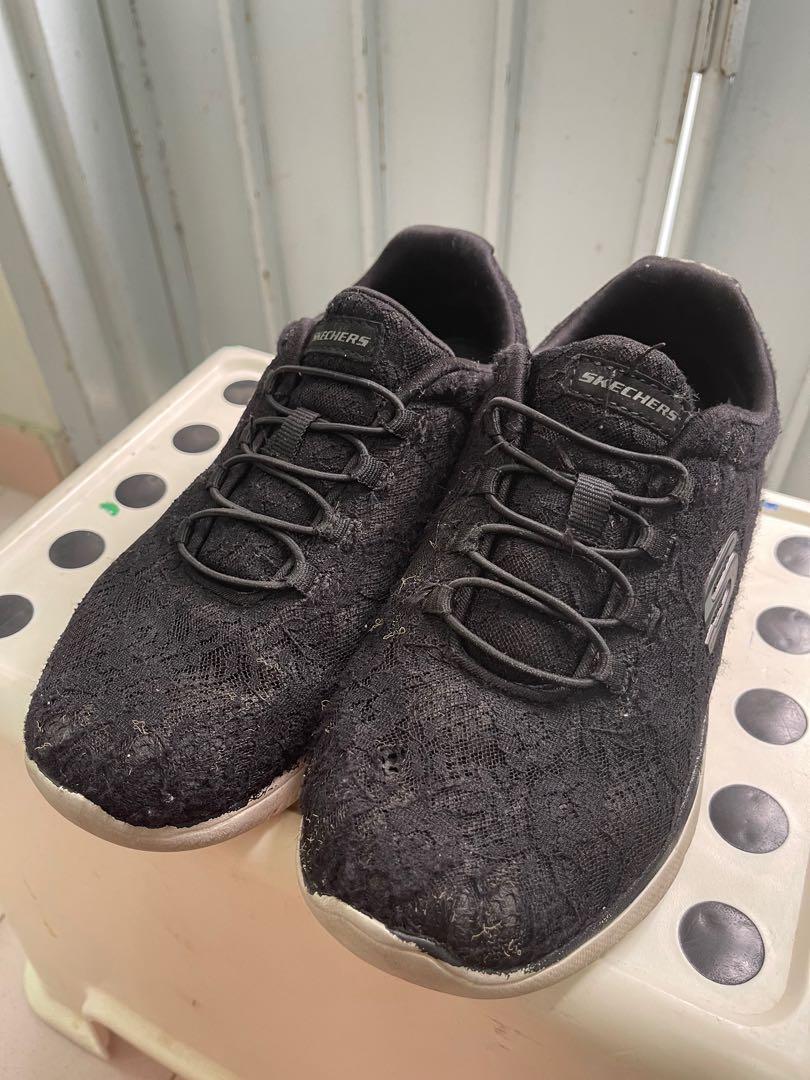 Decathlon skechers hotsell
