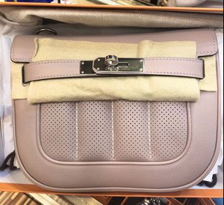 （分類：）位於 。 由 brand_station 提交（商品編號 1145964084，圖片 1）。簡介： 。