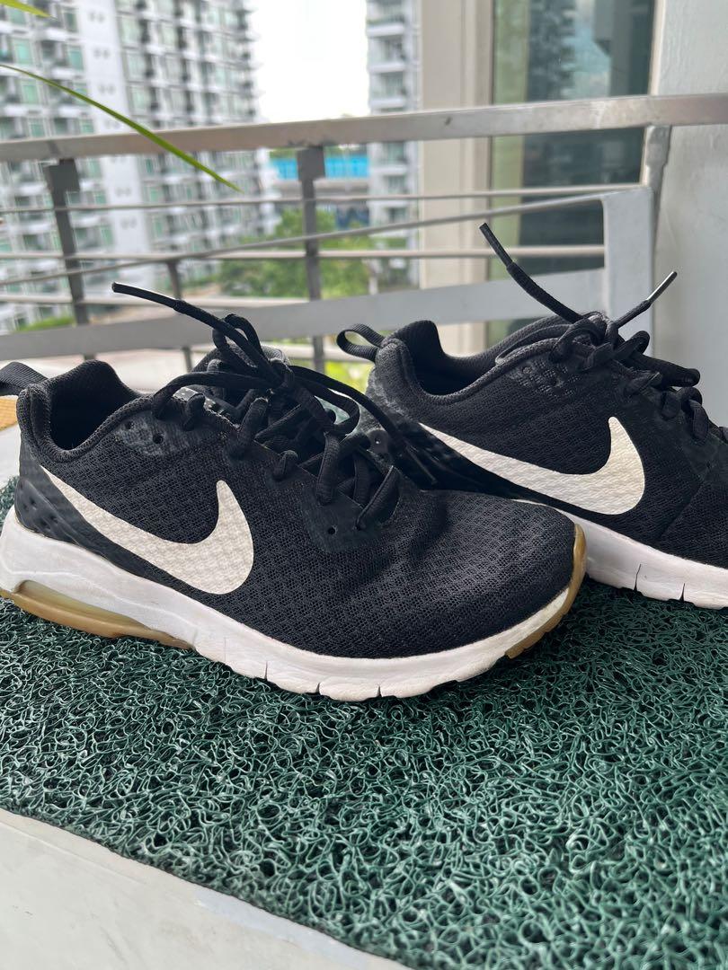 womens black white nike