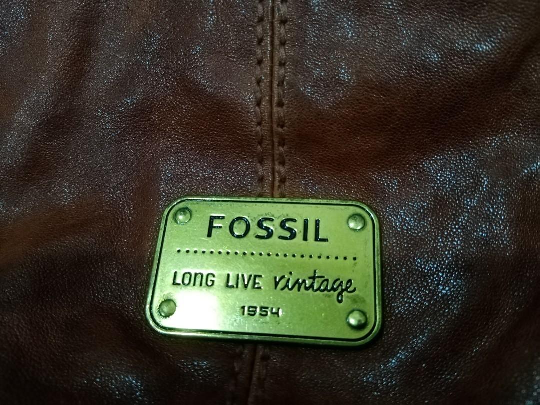 Fossil Vintage 1954 Classic Black Unisex Simply Slingbag