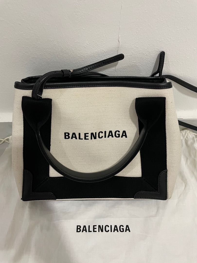 balenciaga navy cabas xs