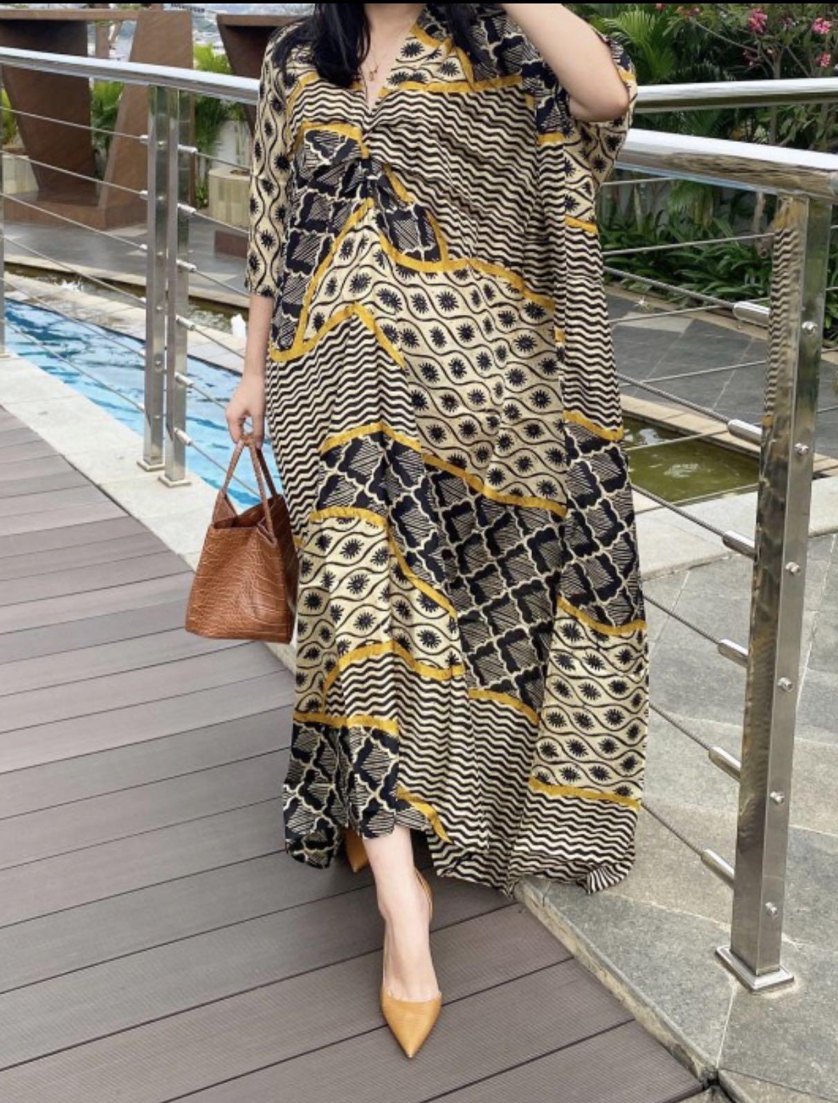 Batik hotsell kaftan dress
