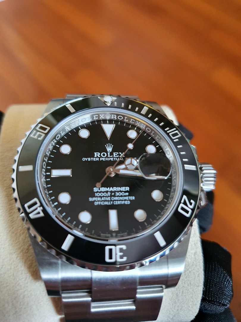 BNIB Rolex 126610ln Submariner, Luxury 
