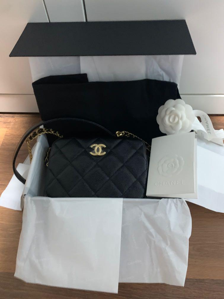 Chanel 22p mini camera bag., Luxury, Bags & Wallets on Carousell