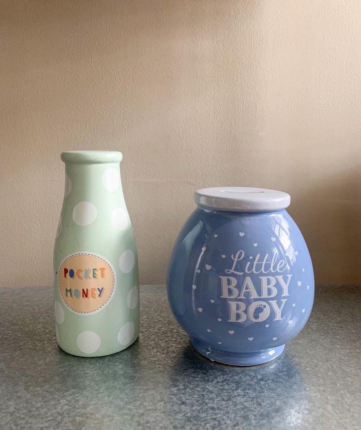 Ceramic coin bank display set, Hobbies & Toys, Stationary & Craft