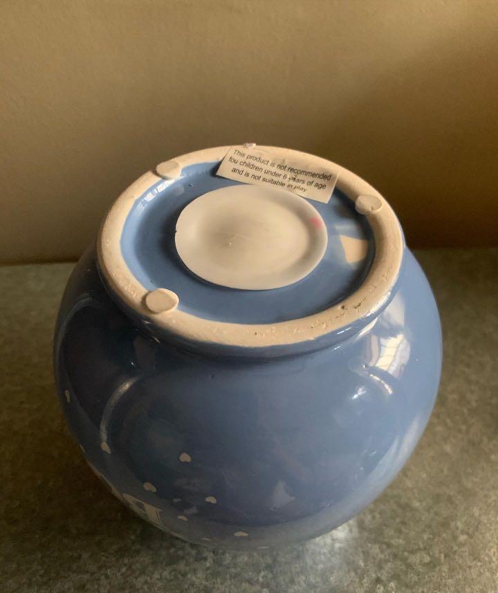 Ceramic coin bank display set, Hobbies & Toys, Stationary & Craft