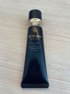 （分類：）位於 。 由 mintylemon123 提交（商品編號 1145789796，圖片 1）。簡介： 。