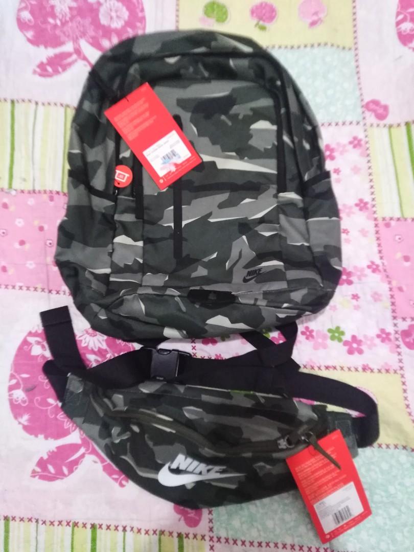 Nike camo backpack top