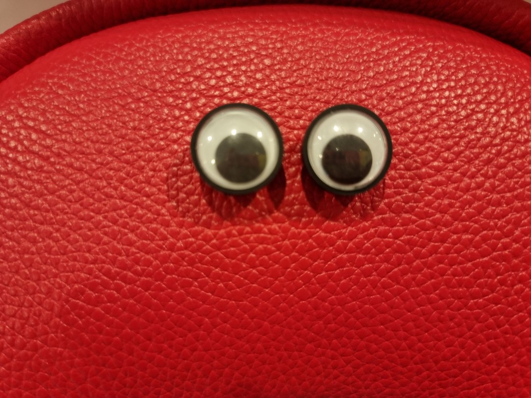 Crocs Jibbitz googly eyes, Everything Else, Others on Carousell