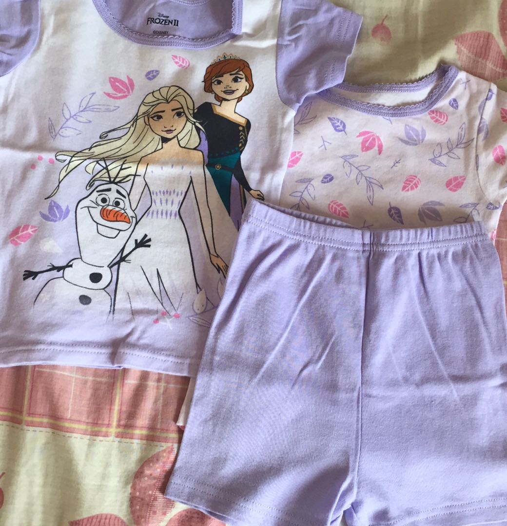 Disney Frozen Pajama Set, Babies & Kids, Babies & Kids Fashion on Carousell